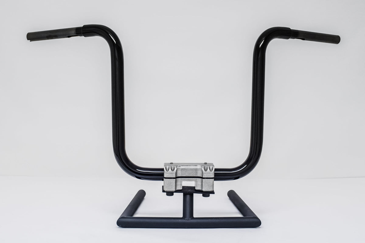 KST Straight Jacket Handlebars (2014-2025 Road King Special/CVO) – black bar, front view