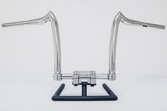KST Spearhead Handlebars (2014-2025 Road King Special/CVO) – polished stainless steel bar, front view
